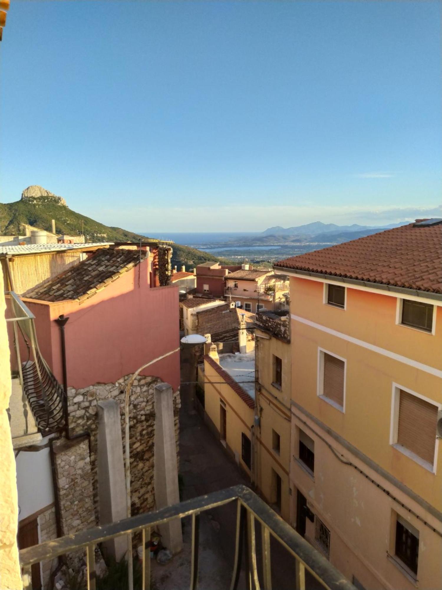 Villa Maddalena Baunei Bilik gambar
