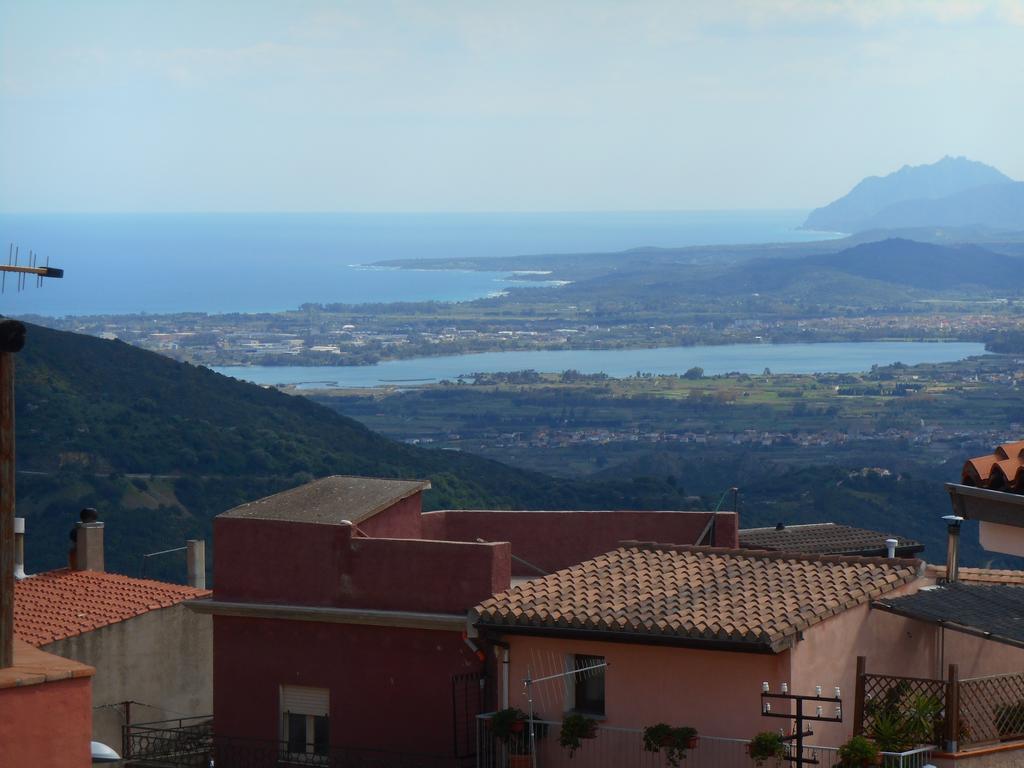 Villa Maddalena Baunei Bilik gambar